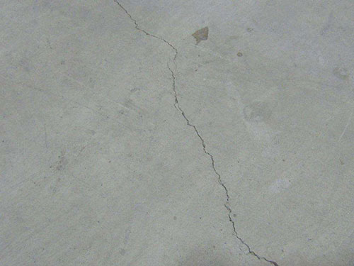 外墻保溫系統(tǒng)中導(dǎo)致抹面砂漿開裂的原因是什么？